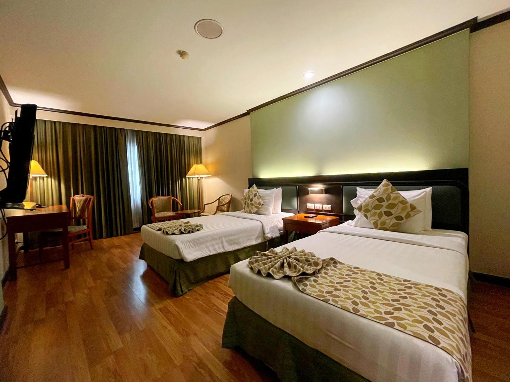 Arawana Regency Park Sukhumvit Hotel Banguecoque Exterior foto