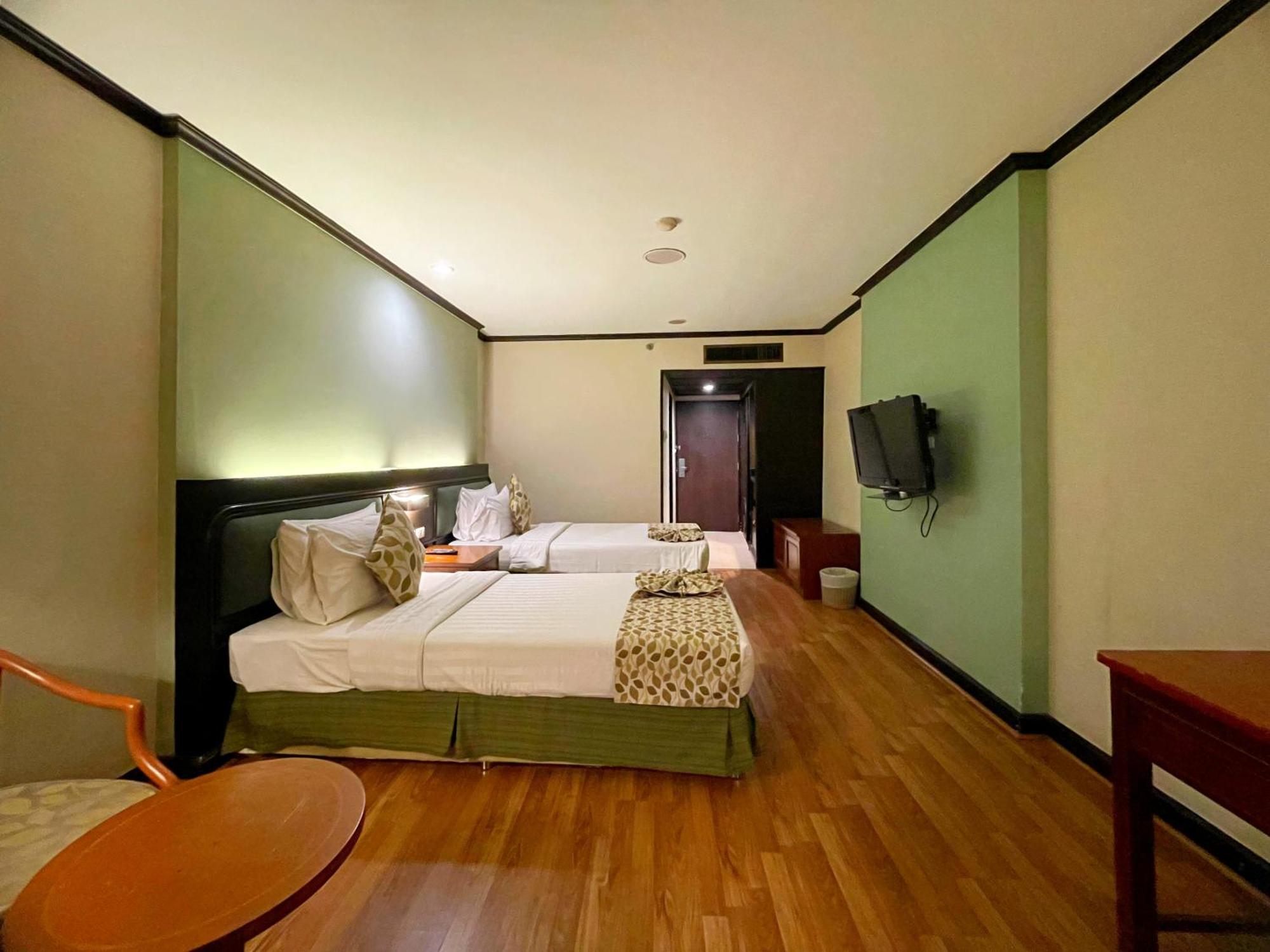 Arawana Regency Park Sukhumvit Hotel Banguecoque Exterior foto