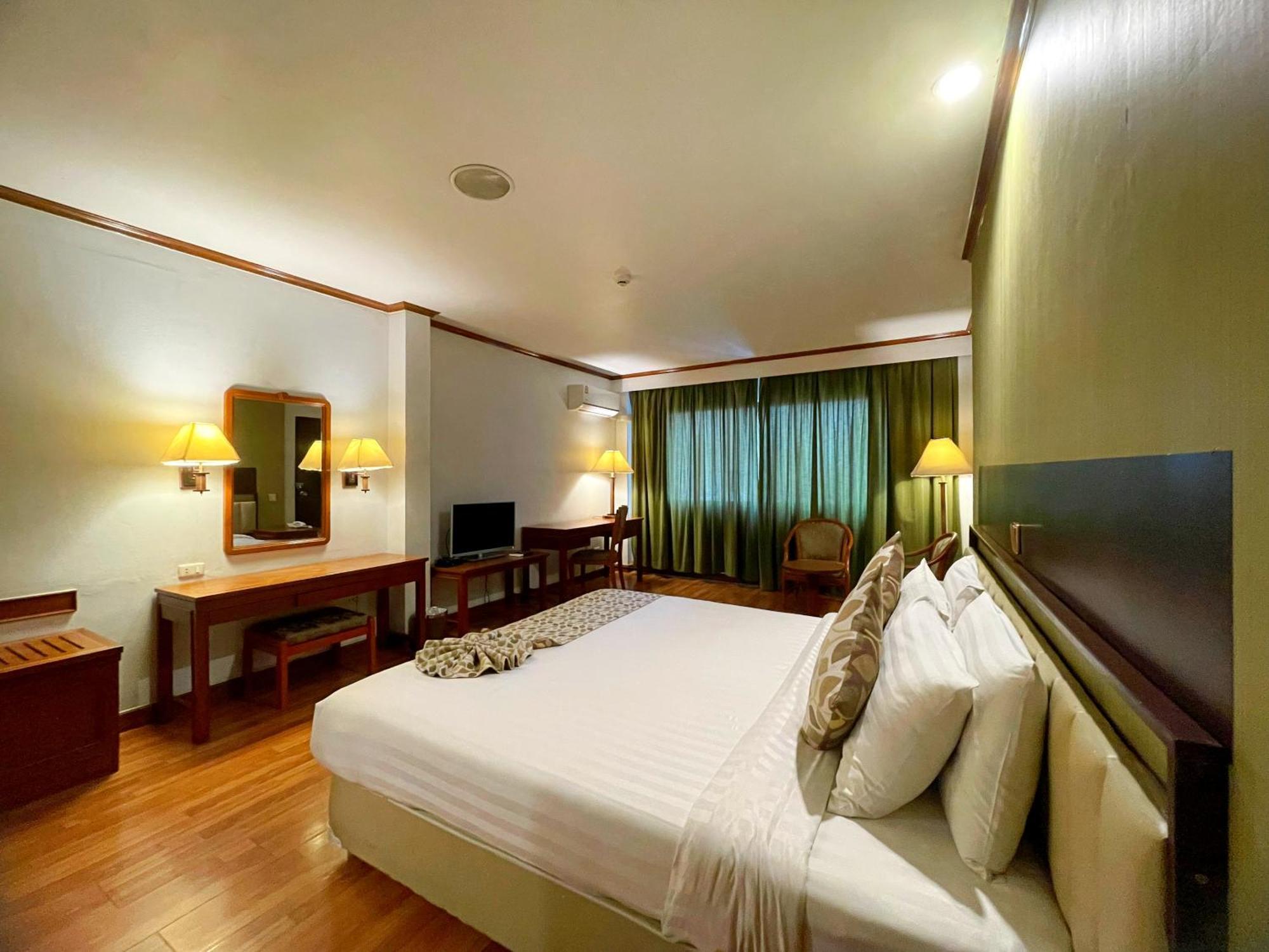 Arawana Regency Park Sukhumvit Hotel Banguecoque Exterior foto