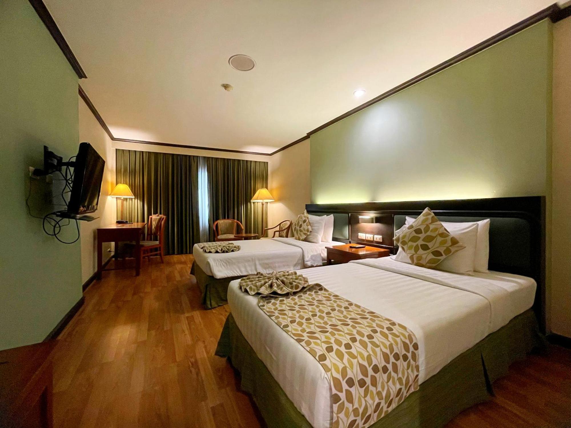 Arawana Regency Park Sukhumvit Hotel Banguecoque Exterior foto