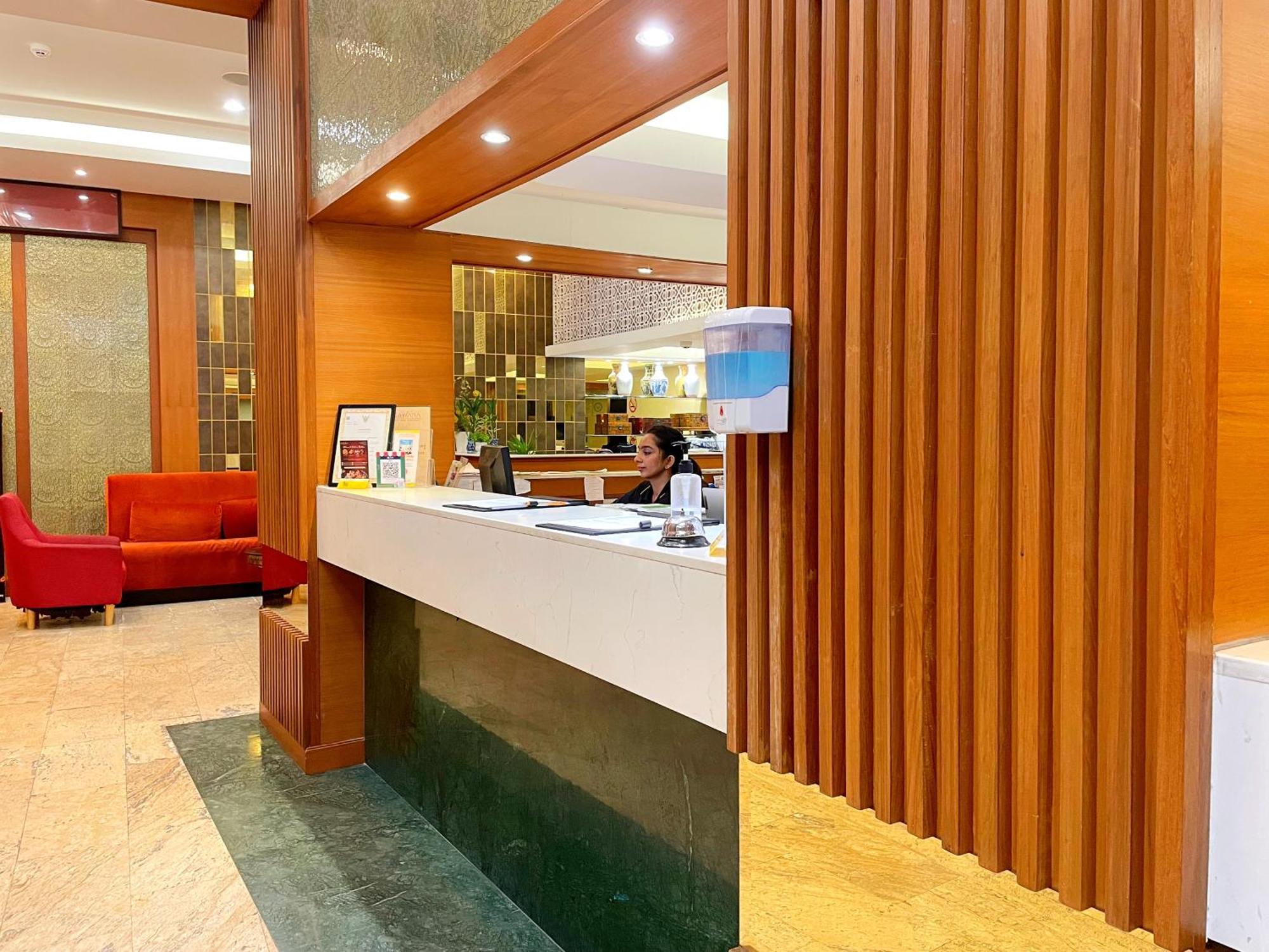 Arawana Regency Park Sukhumvit Hotel Banguecoque Exterior foto